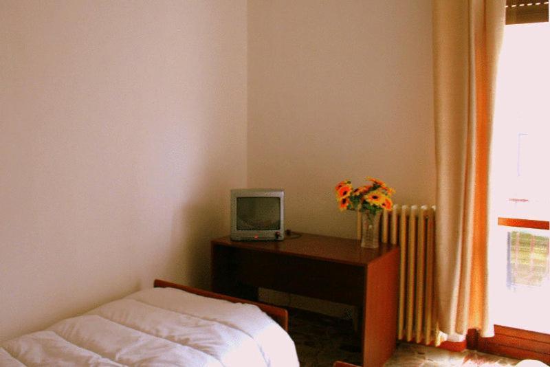 Family Inn Pero Room photo